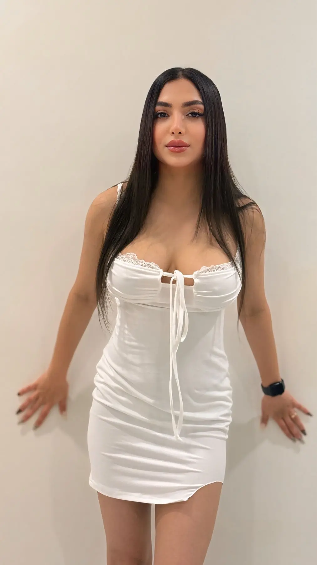 Elika new – Iranian escort girl - Photo 2