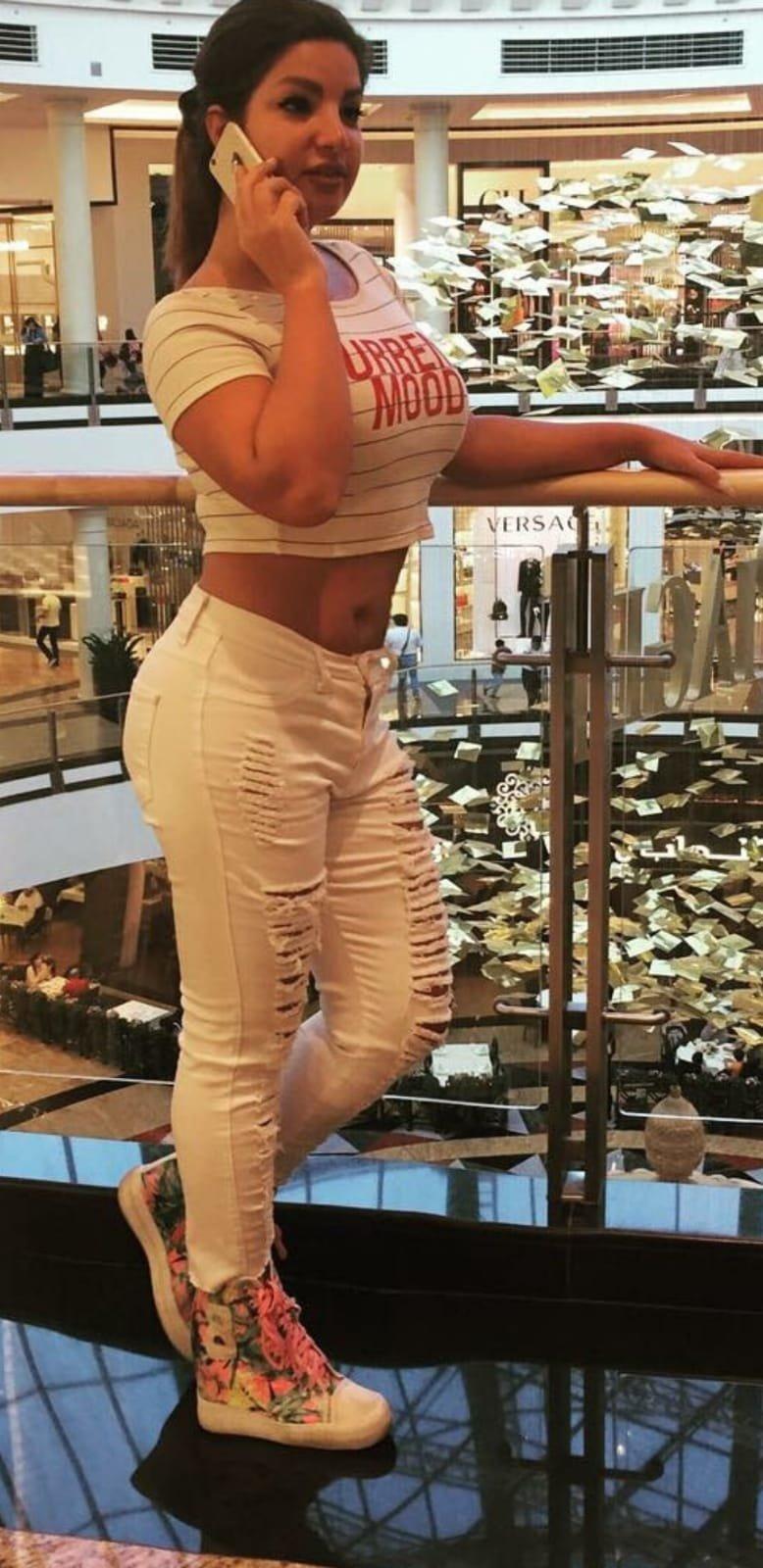 Shema – Iranian escort in - escort in Muscat