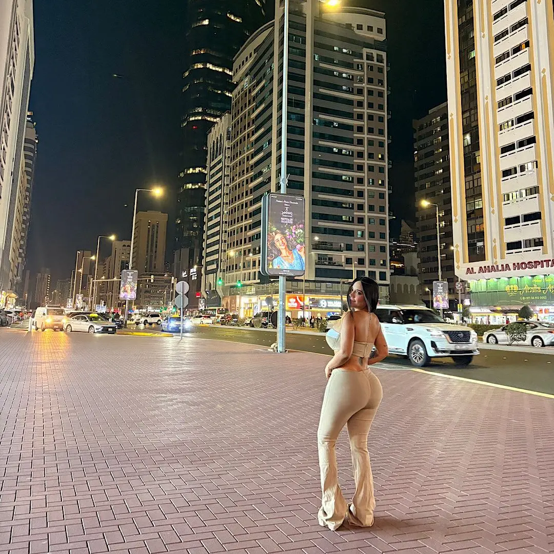 Young High Class Abu dhabi Escort – Colomia - Photo 2