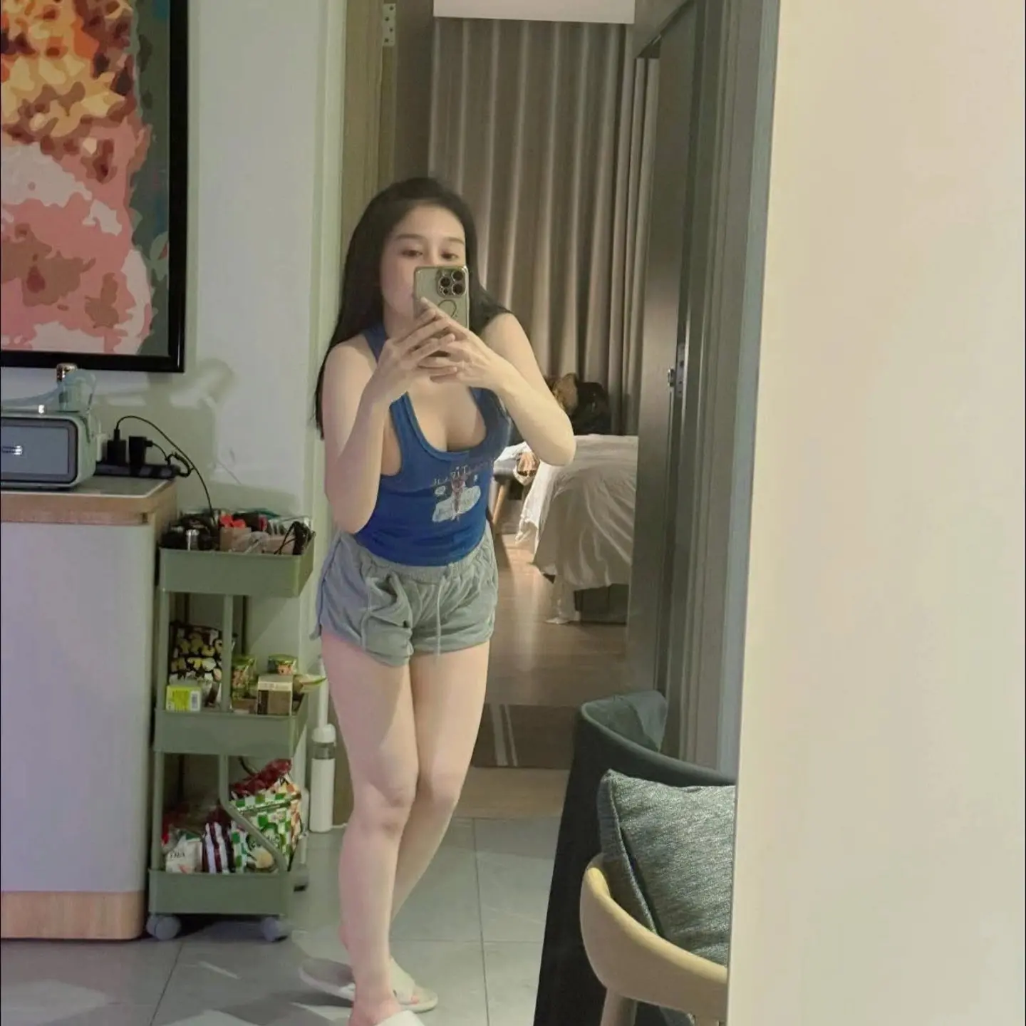 Amanda's Full Servicers – Singaporean - Photo 1