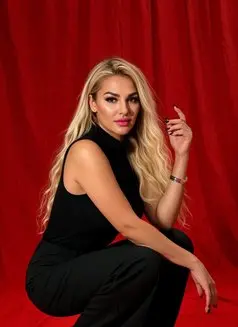 Vera blonde – Russian escort model - Photo 1