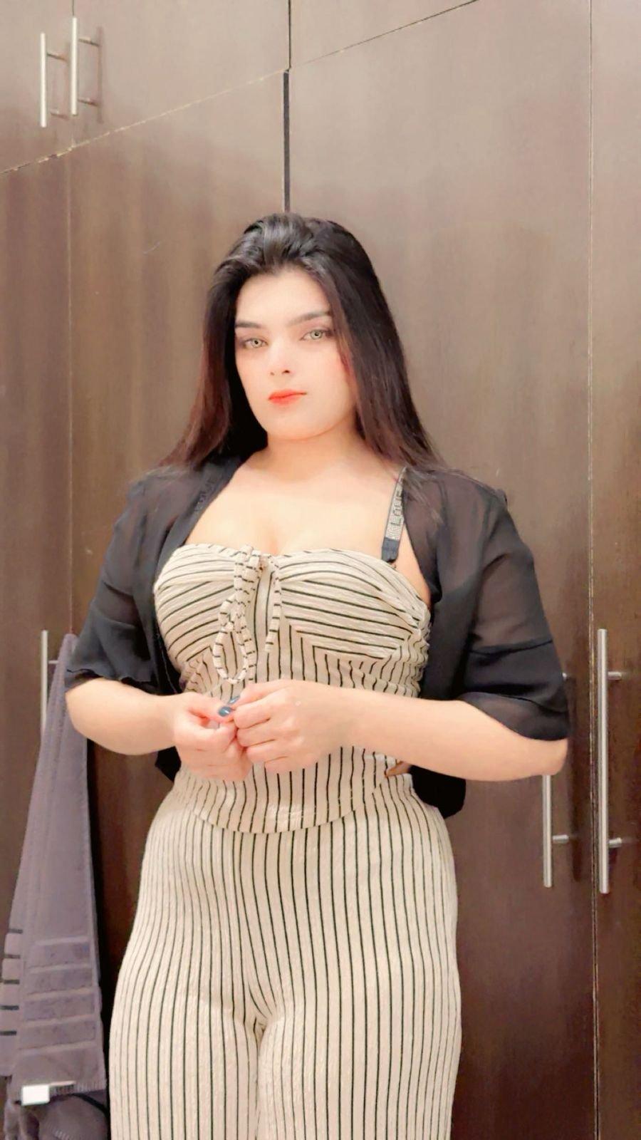Mahii Indian Model – Indian - escort in Abu Dhabi