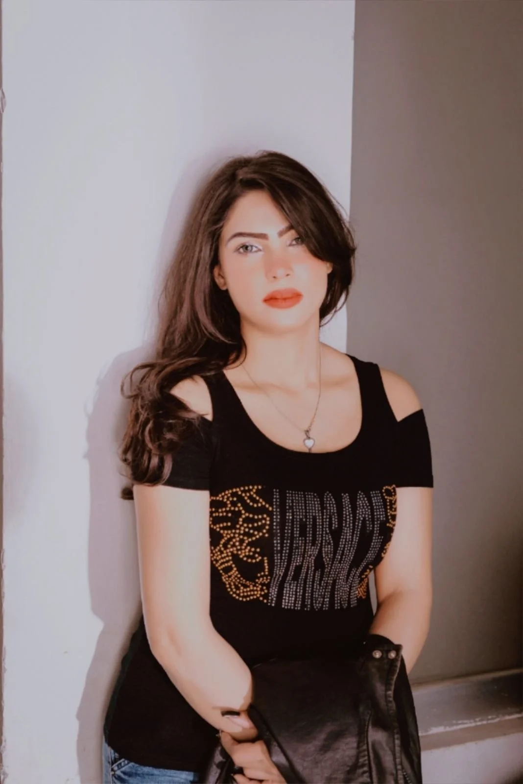 Monika First Time Indian - Photo 1