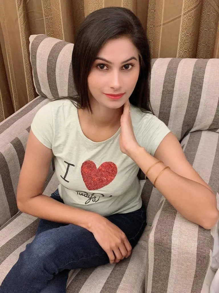 Emma – Russian escort in Dubai - Photo 1