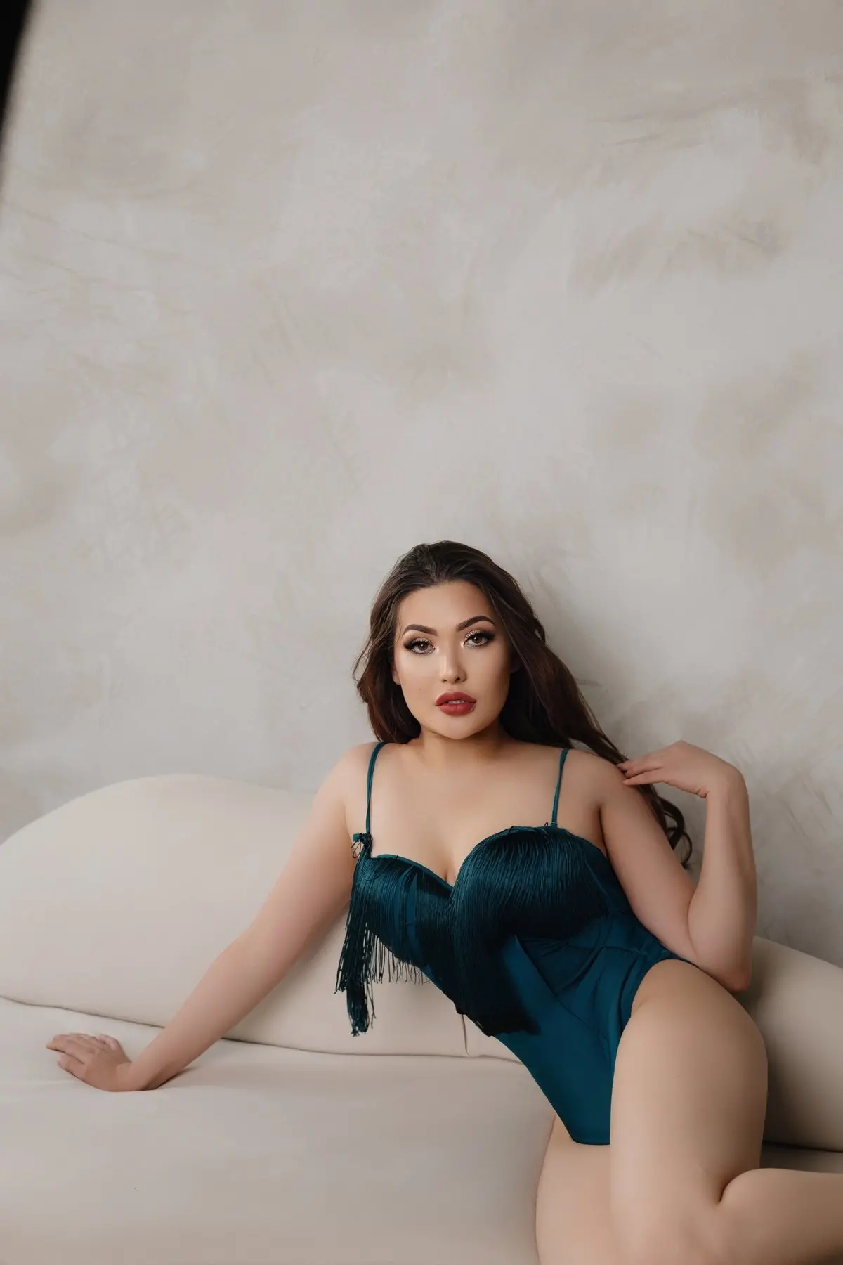 Sexy premium Sharjah escort female - Photo 1