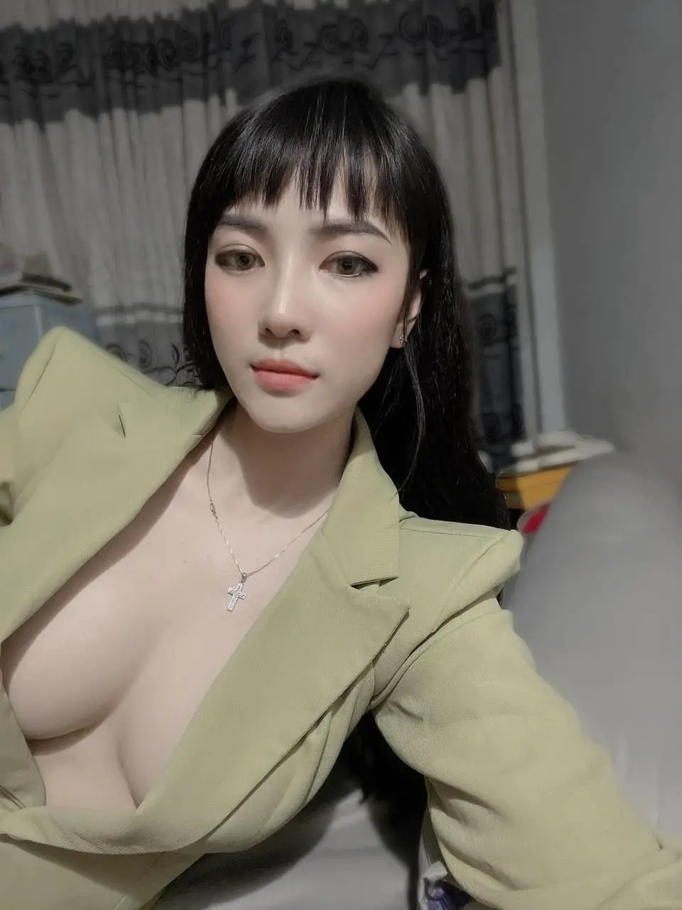 Emilia 🦋 – Young VIP Abu Dhabi Escort model - Photo 1