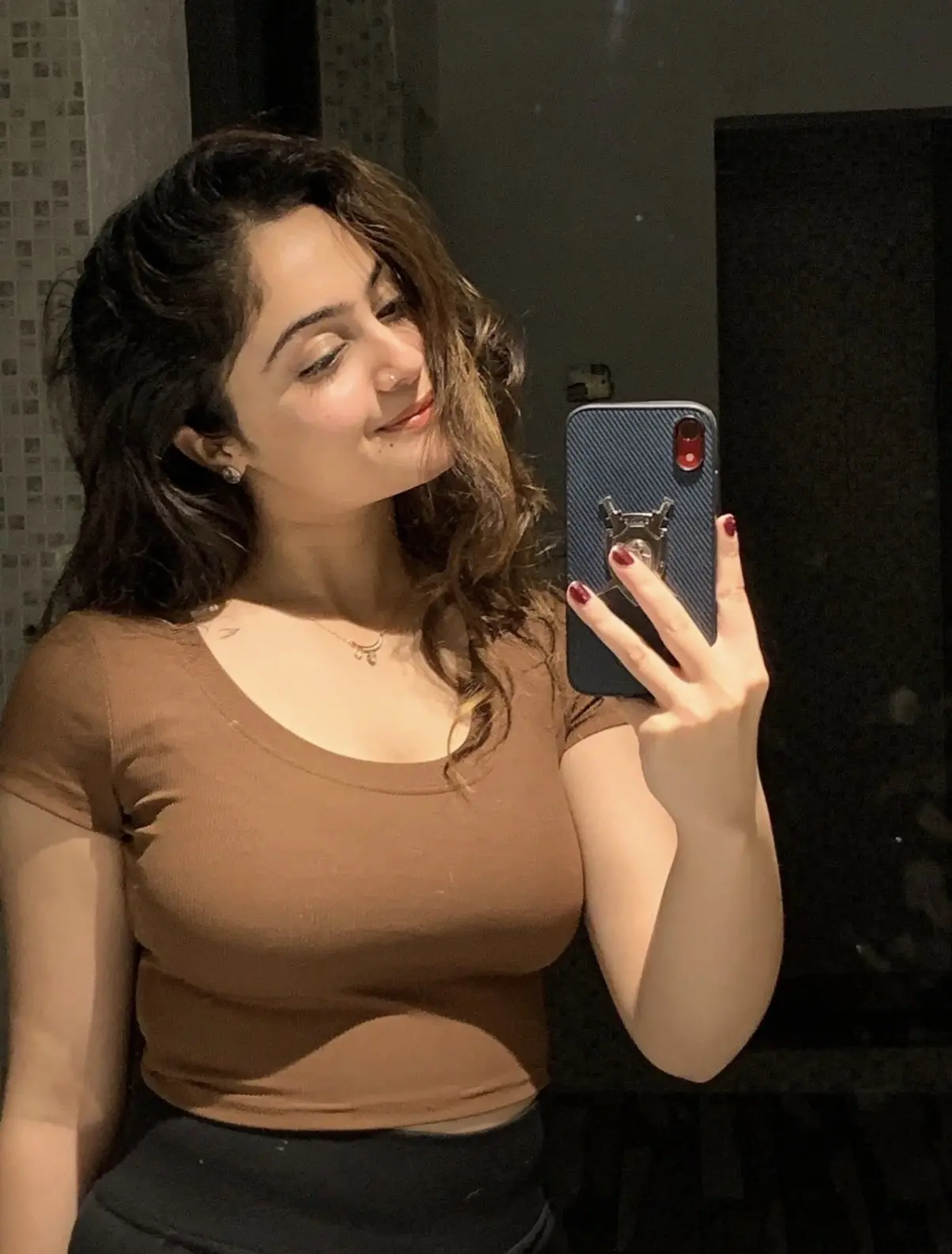 Young VIP Nida in Sharjah Escorts - Photo 2