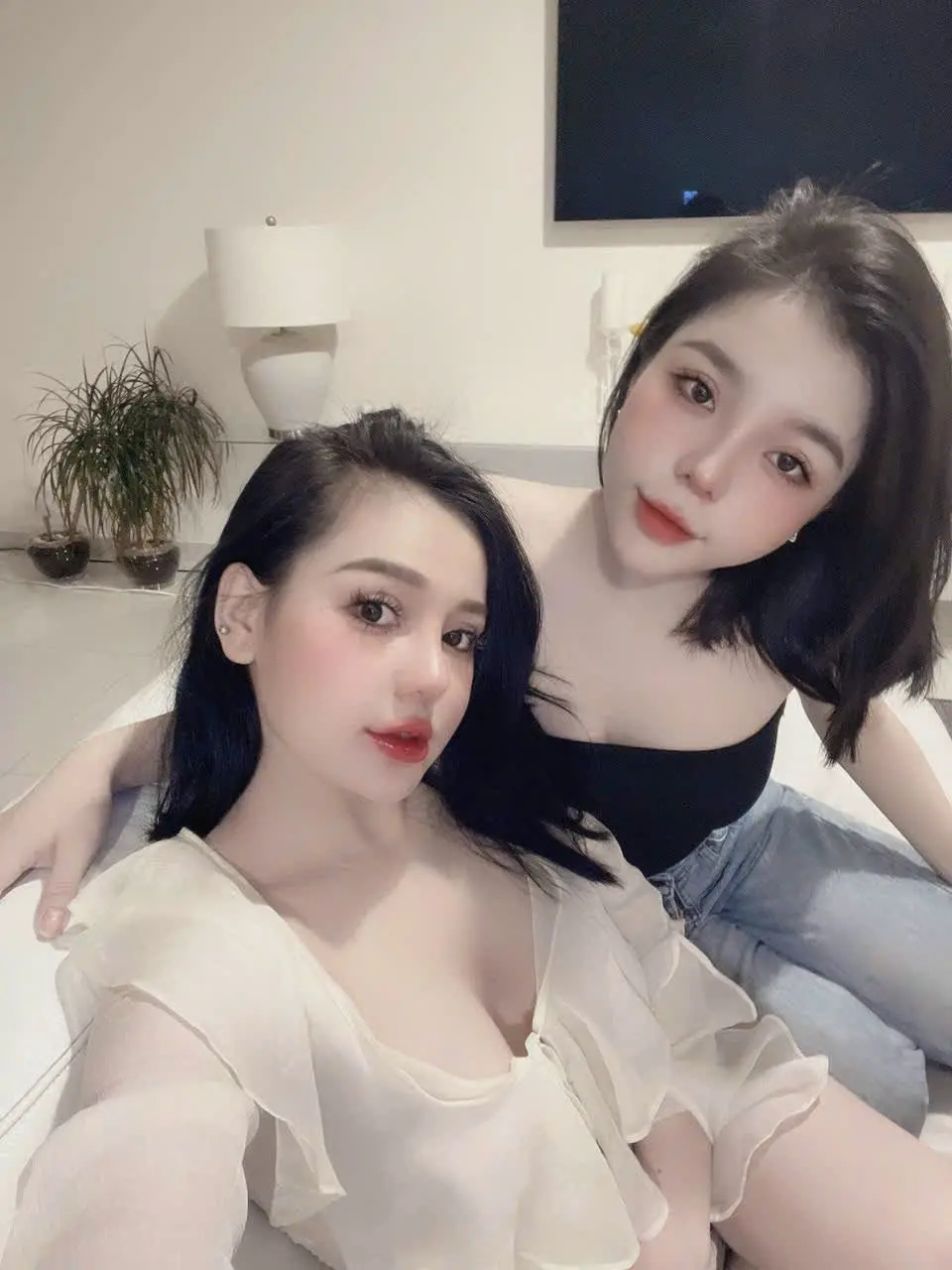 Abu Dhabi VIP Girls 🦋 – Fresh Malaysian Beauties - Photo 3