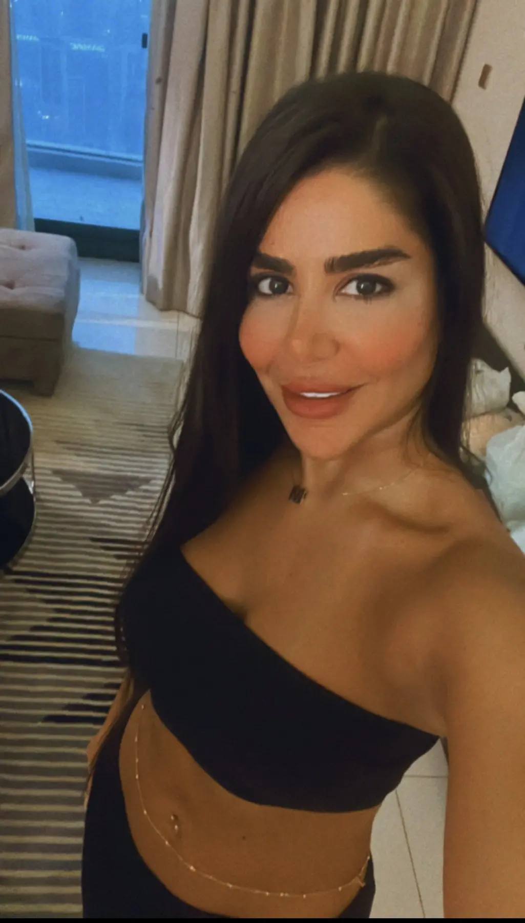 Maria – Iranian escort in Dubai - Photo 2