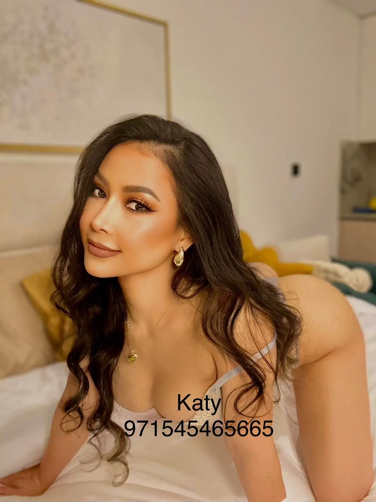 Sexy Classy Hot Half Canadi - Photo 2