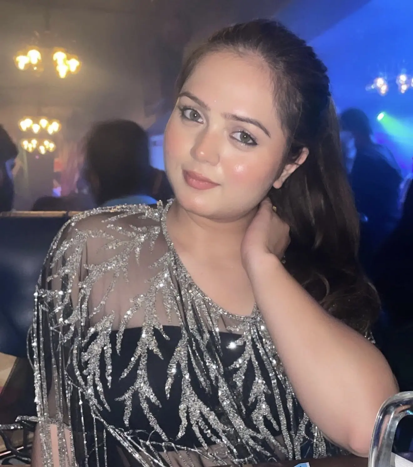 Simran – VIP Indian escort girl in Sharjah - Photo 2