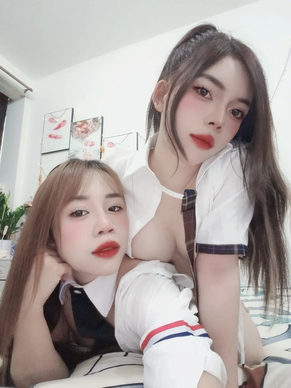 Abu Dhabi Escort Group Sex + 3some - Photo 3