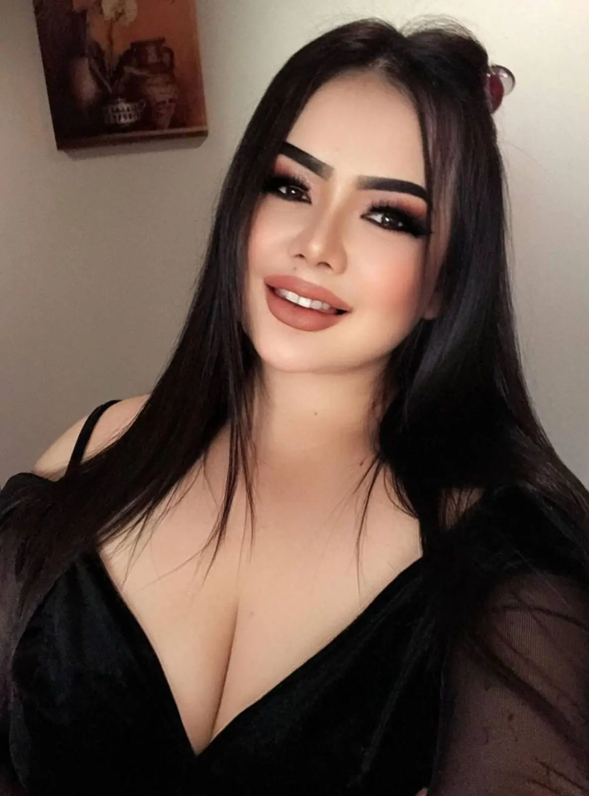 Angel Modza – Thai escort  – Vietnamese - Photo 3