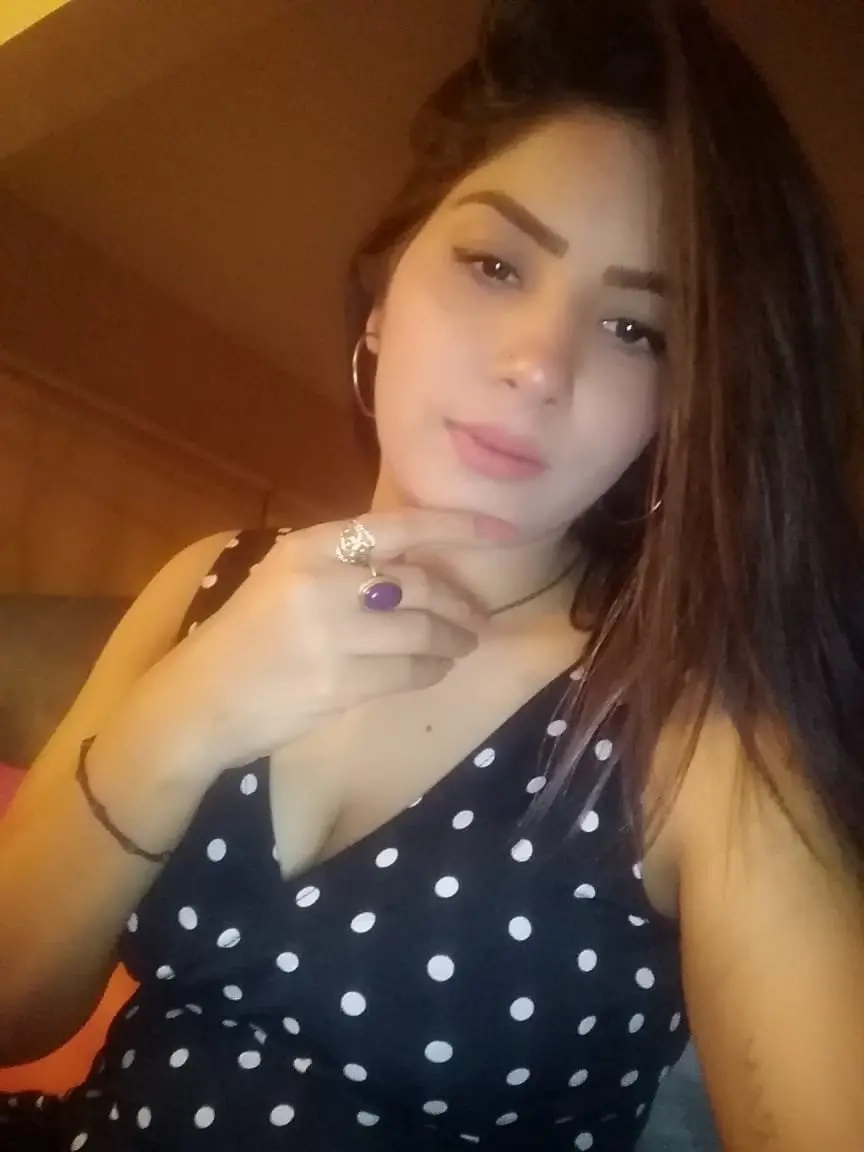 Sexy Radhika Singh – Sharjah escorts - Photo 3