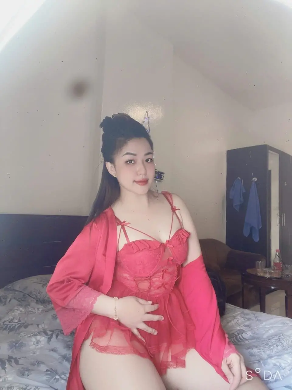Nabi Independent Abu Dhabi Escort Female - Photo 1