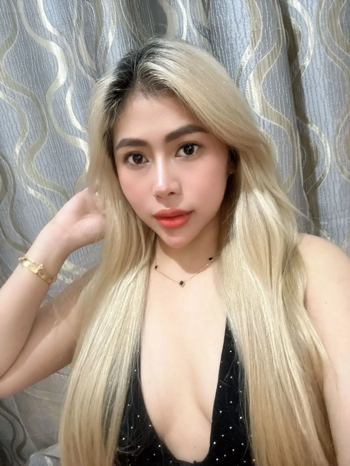 Lisa I'm real vip colombia - escort in Abu Dhabi