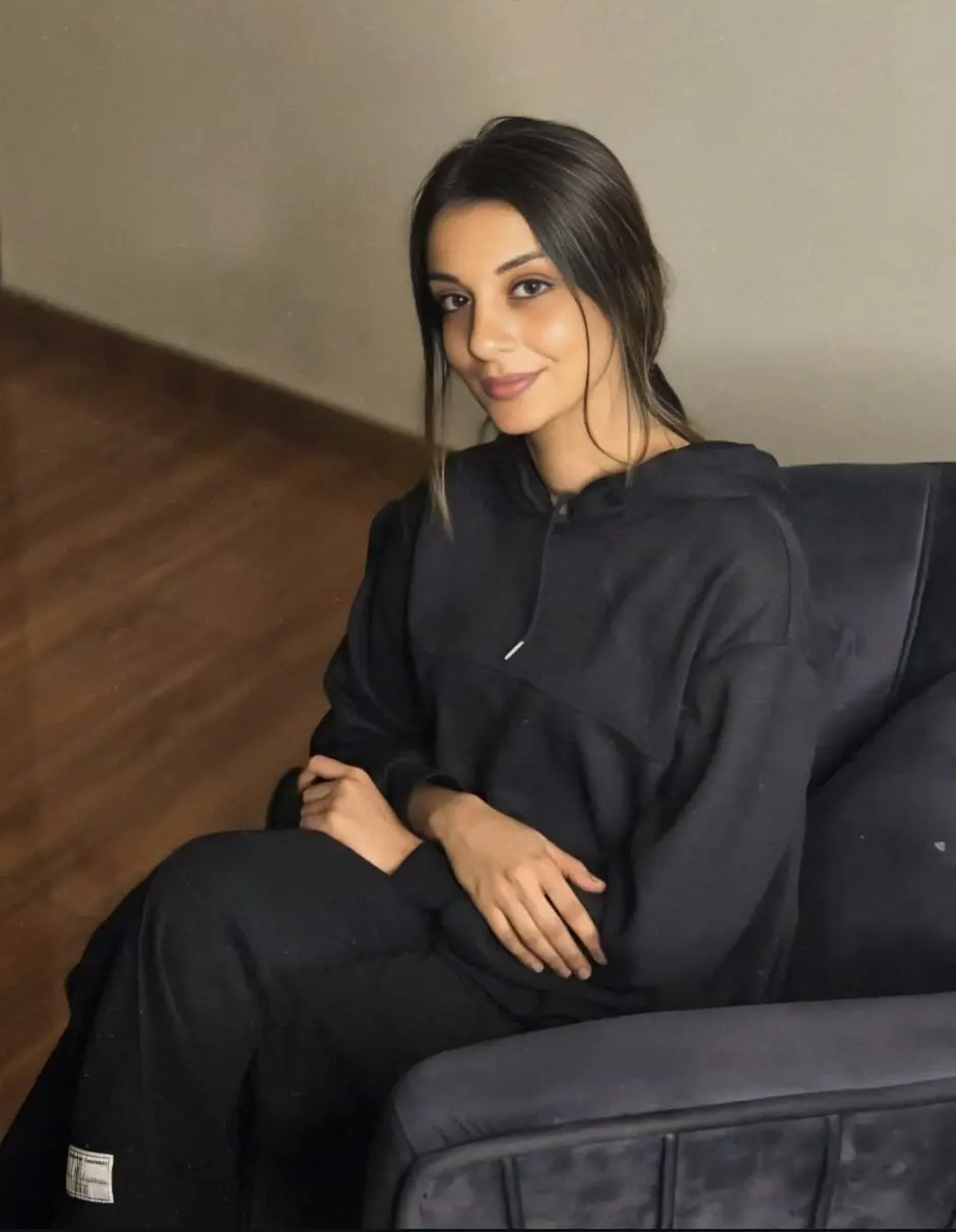 Mahi – Indian escort in - Photo 1