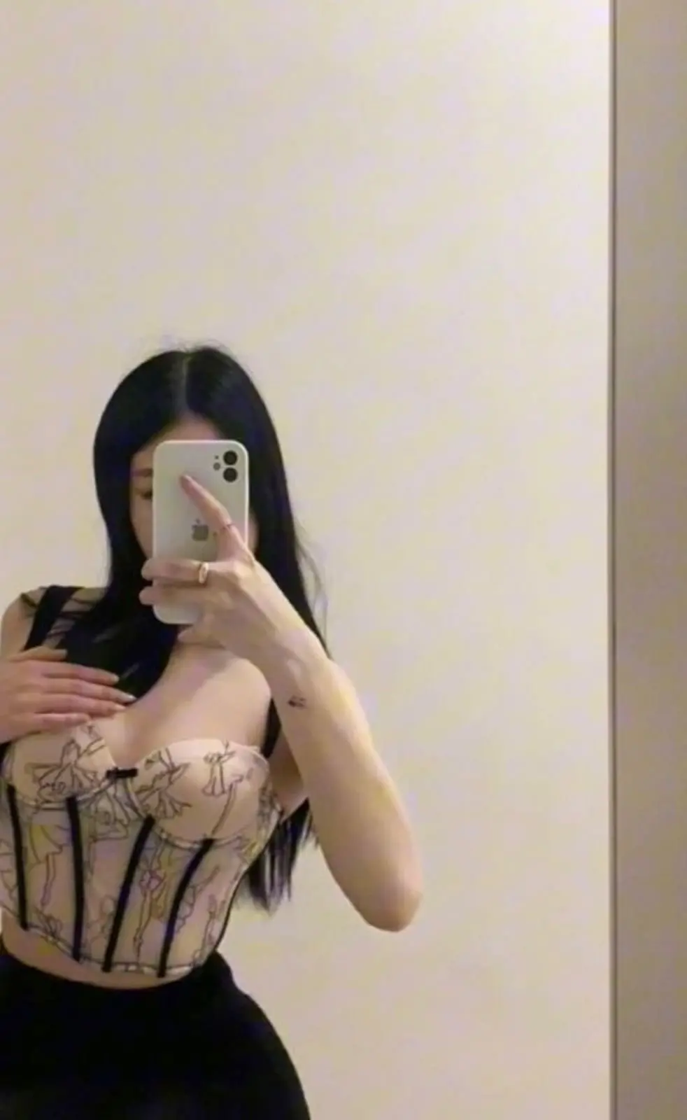 Premium Kazakhstan Escort Services - Laura - escort in Doha