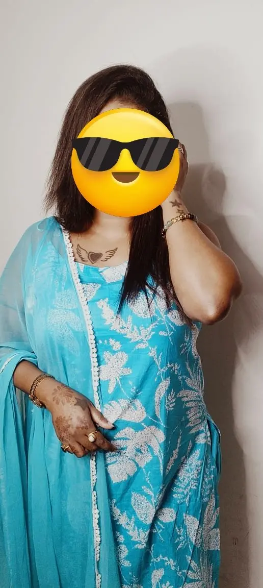 INDIAN MODELS ,RUSSIAN MODE - Photo 1