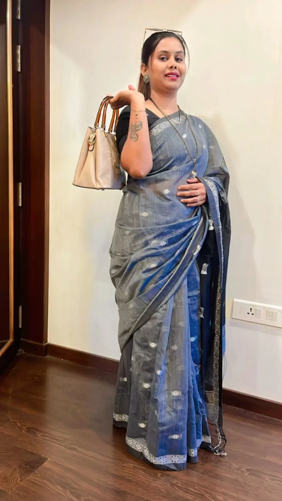 Models-girls in Pune IN/OUT - escort in Pune