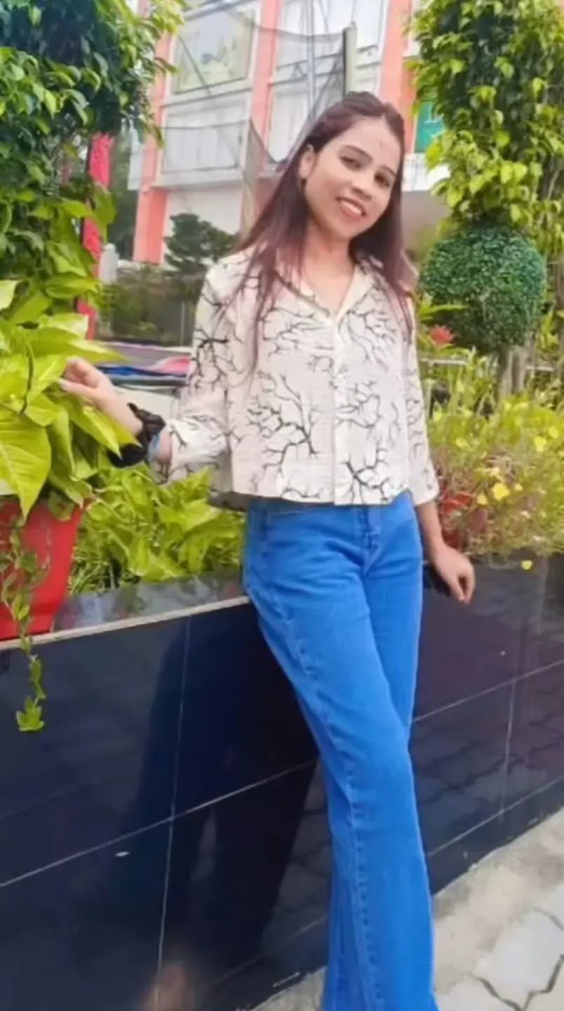 Riya ( Real Meet @ Cam Show) - Photo 3