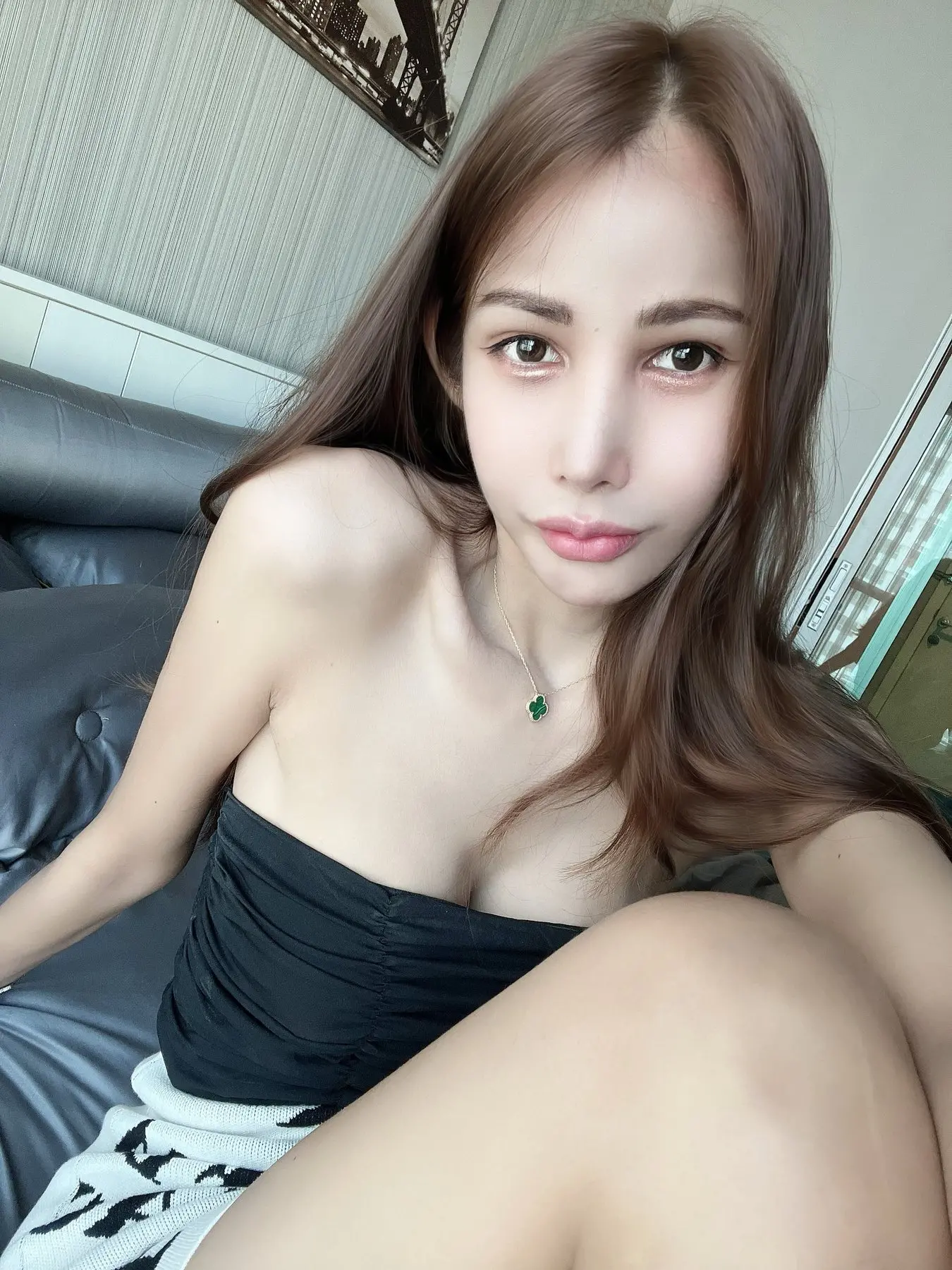 Alicia Skinny – Thai escort - Photo 1