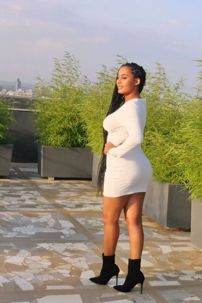 Neema – Kenyan escort  - Photo 2