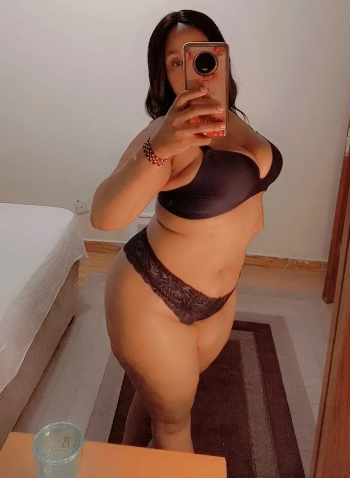 Cate – Kenyan escort  - Photo 3