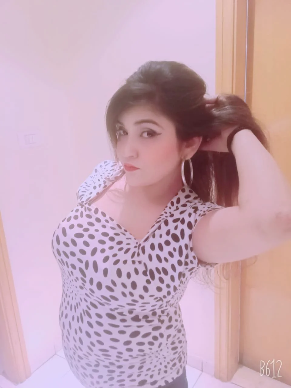 Alisha Busty Milf Indian  - Photo 1