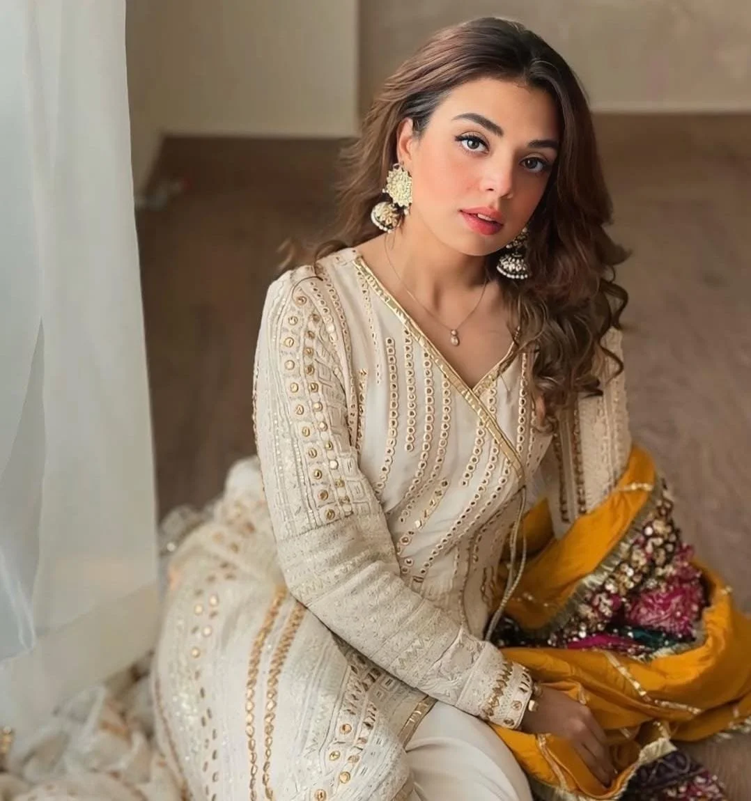 Neha – Indian escort  - Photo 3