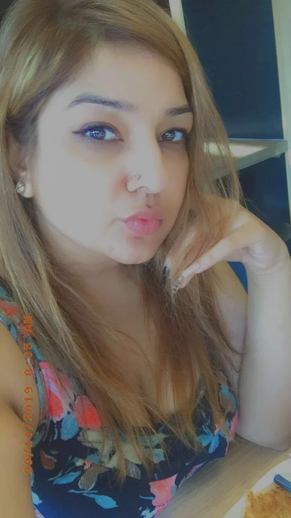 Roshini Indian Milf – Indian escort  - Photo 3