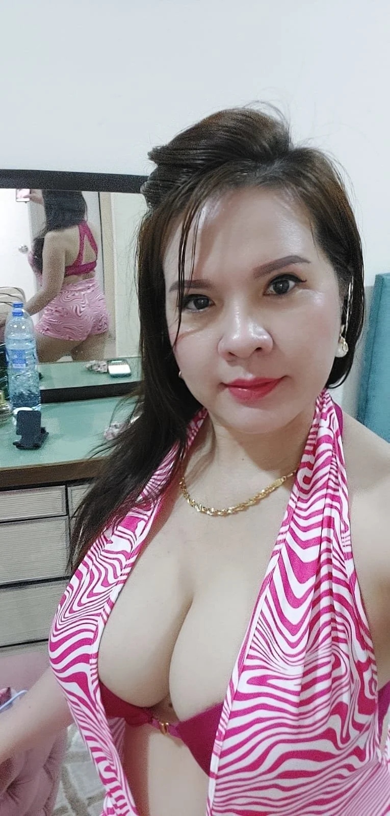 Lilly – Thai escort  - escort in Dubai
