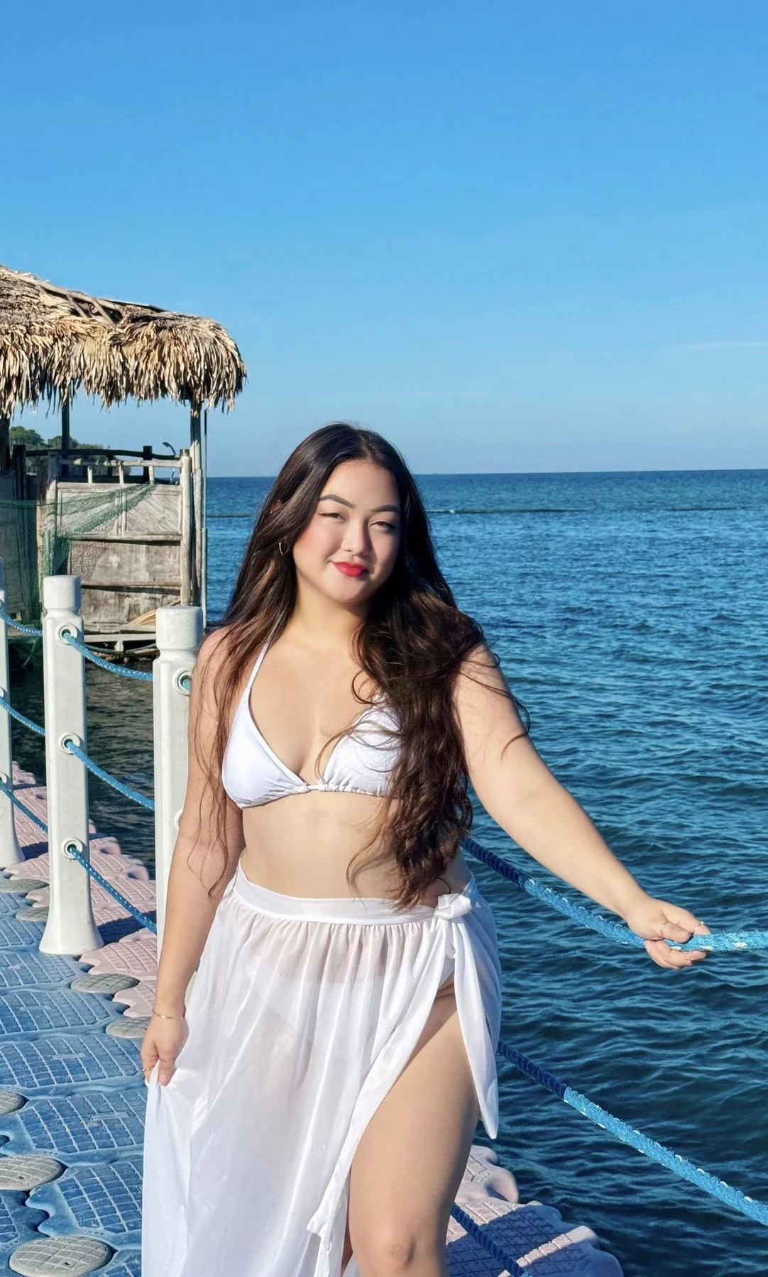 Mia Valdez Filipino escort - escort in Dubai