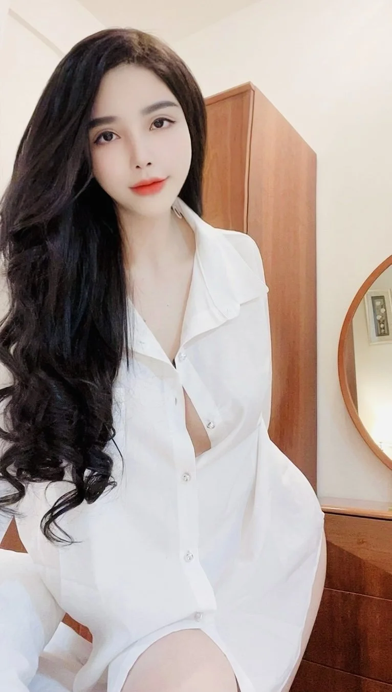 Sarah - GFE - Independent – Vietnamese  - escort in Dubai