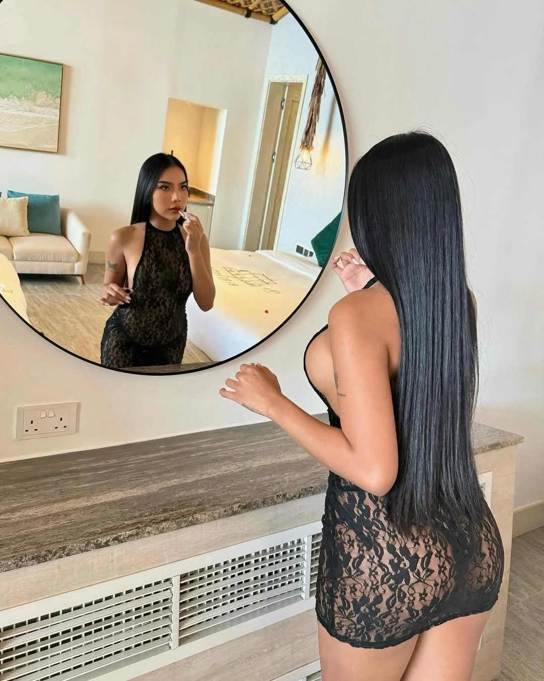 Lucia Filipino escort  - escort in Dubai