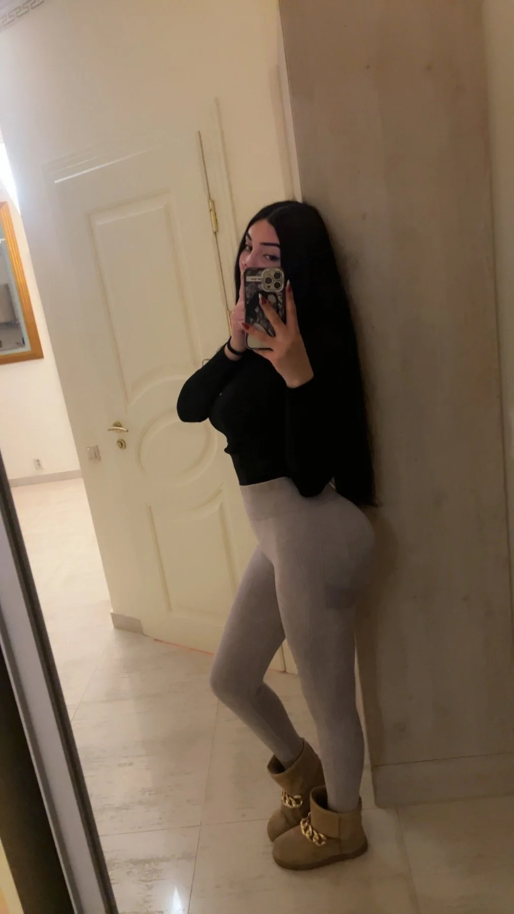 Ayjan – Azerbaijani escort  - Photo 1