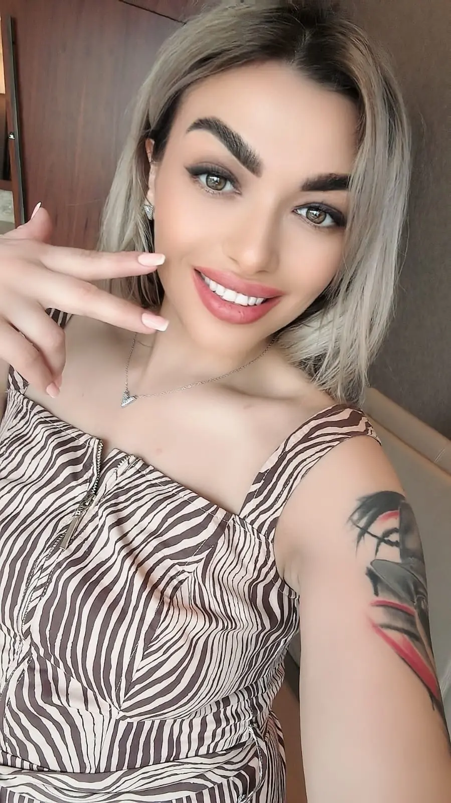 dubDeliy – Russian escort in Dubai - Photo 3