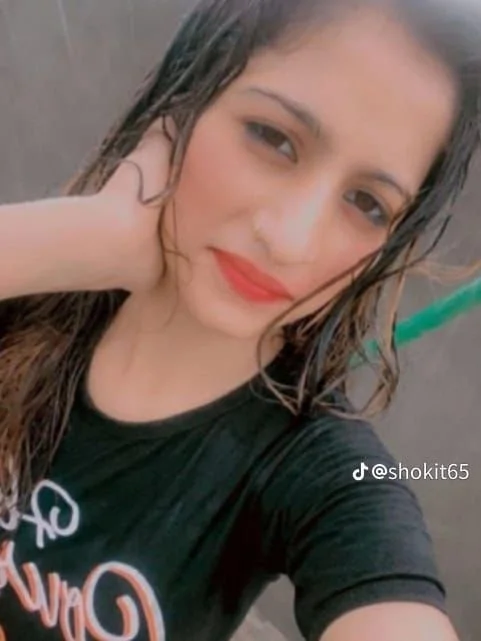 Akansha Indian Indian - Photo 1