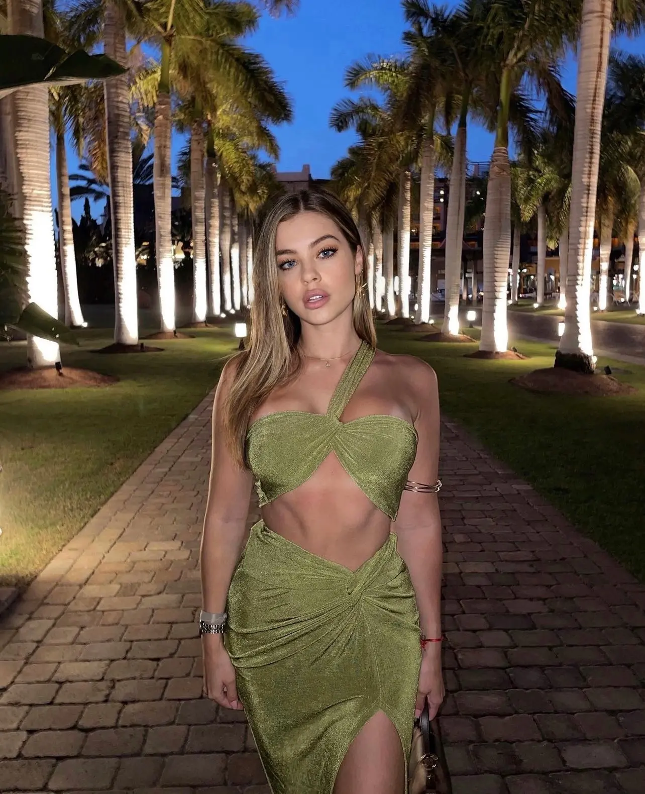 Margo Bussines Bay – Russian girl in UAE - Photo 3