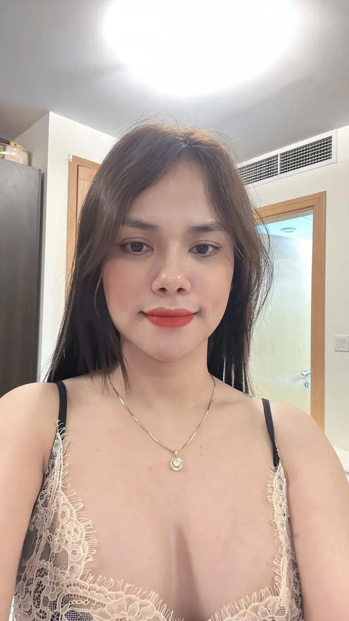 Emily Owo Deepthoart Rimming Cim – South - escort in Dubai