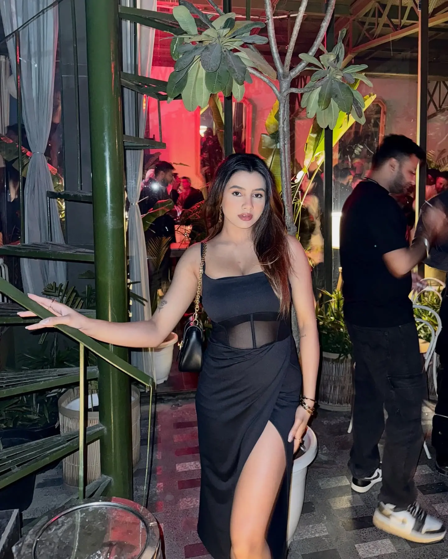 Prachi VIP Model – Indian escort in Dubai - escort in Dubai