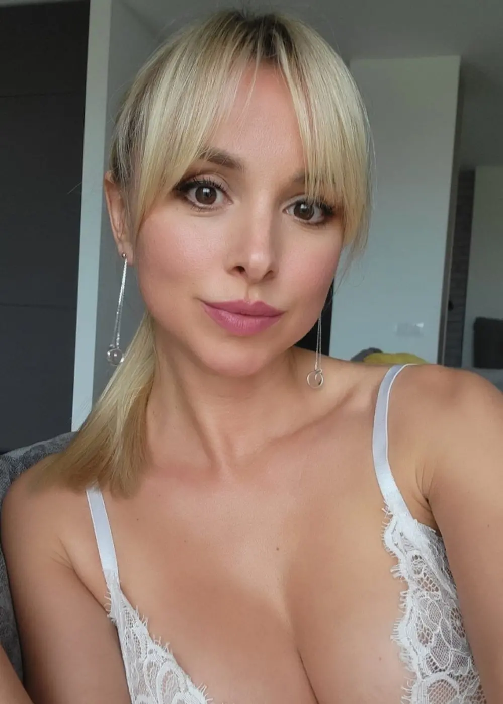 Playboy Model Ulya – Ukrain - Photo 3