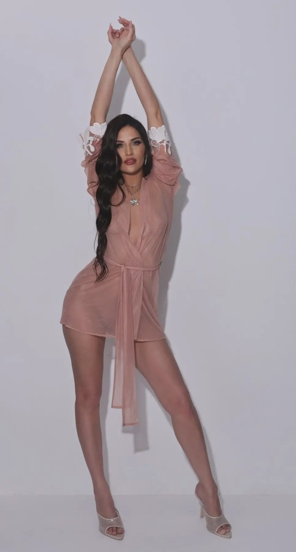 Mara Ukrainian escort Model in Dubai - escort in Dubai